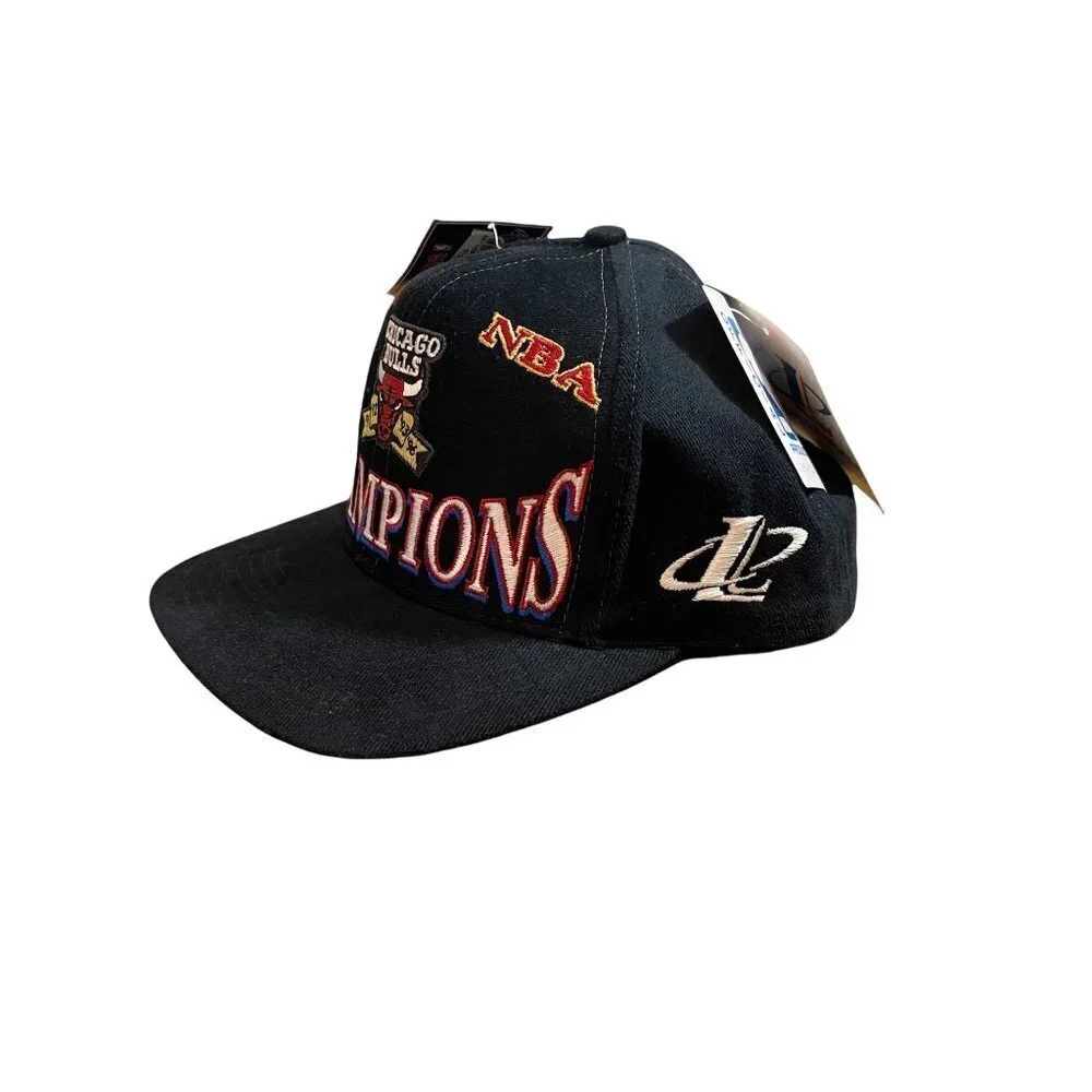 1997 Official NBA Chicago Bulls‎ Champions Locker Room Hat